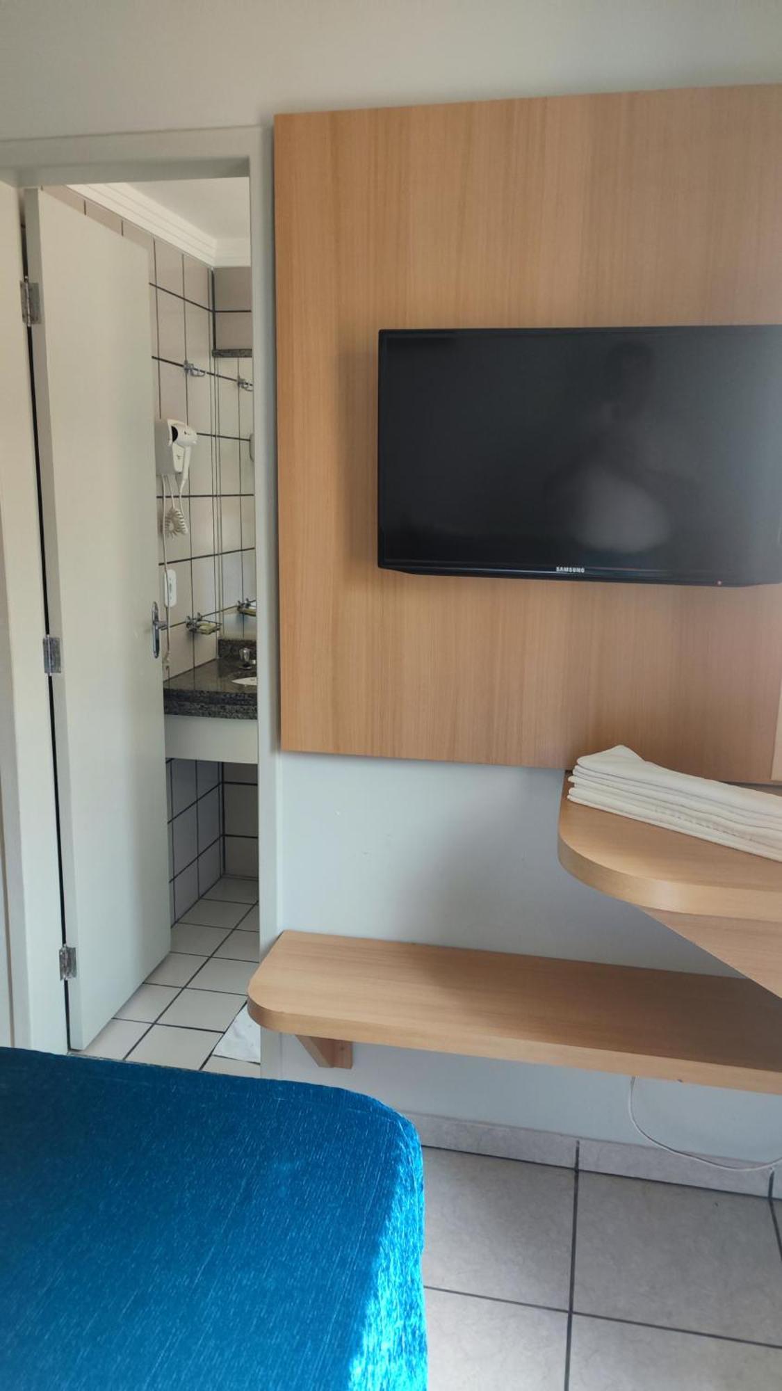 Diroma Fiori - Hoteis Com Roupa De Cama --- Destinos Combinados Turismo Caldas Novas Esterno foto