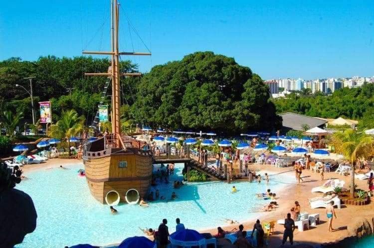 Diroma Fiori - Hoteis Com Roupa De Cama --- Destinos Combinados Turismo Caldas Novas Esterno foto