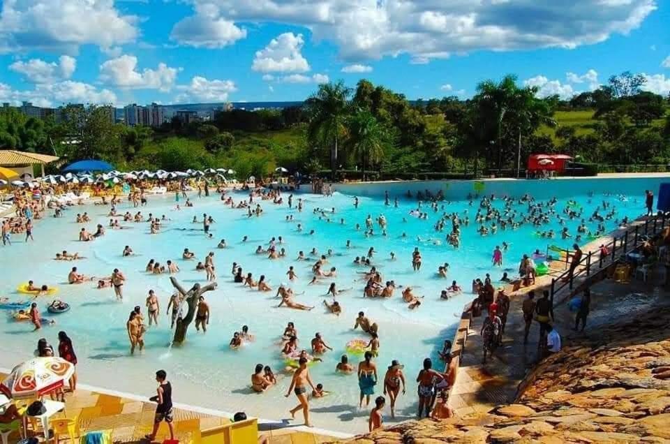 Diroma Fiori - Hoteis Com Roupa De Cama --- Destinos Combinados Turismo Caldas Novas Esterno foto